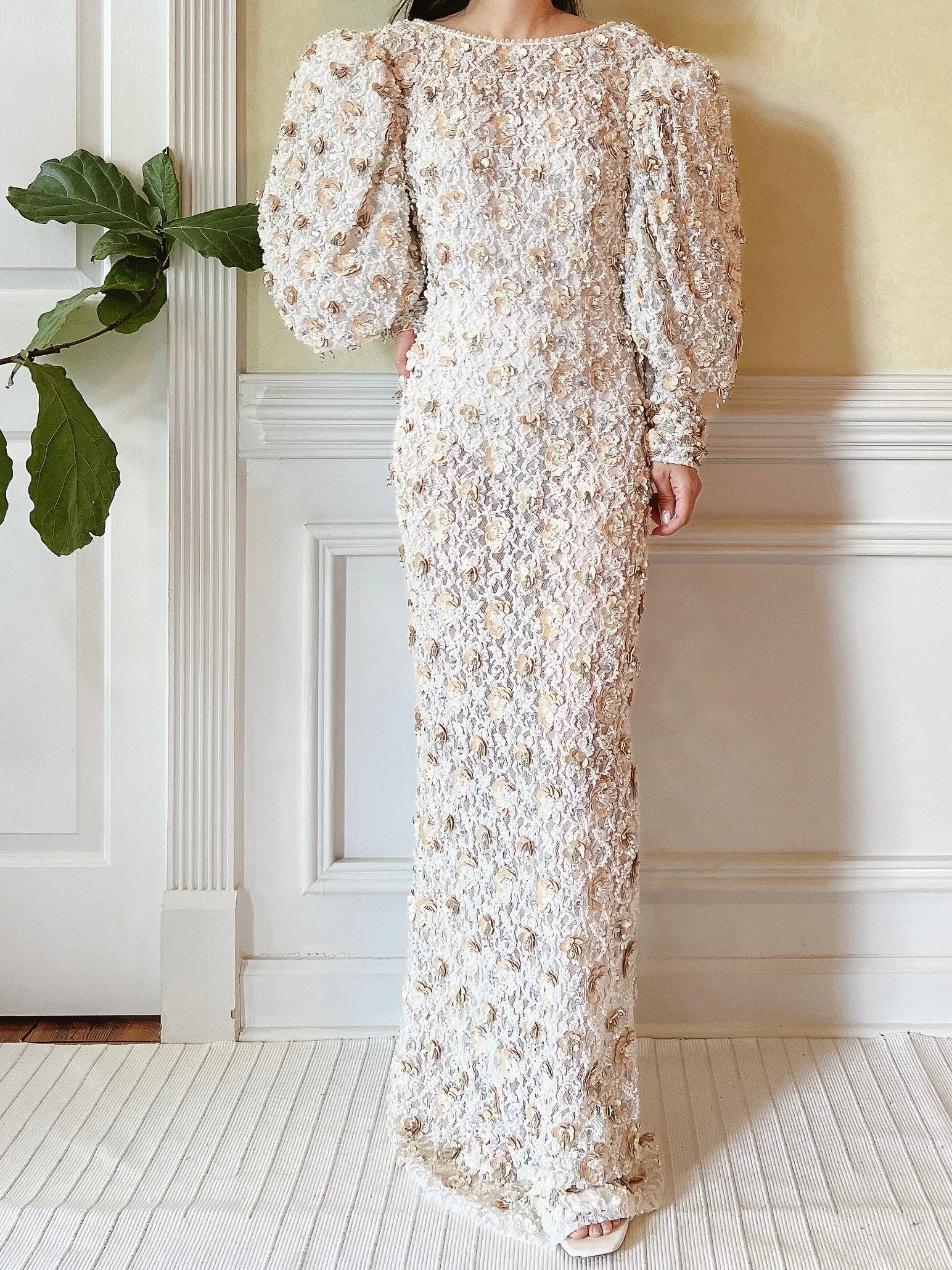 1980s Ivory Lace Pearl Beaded Gown - M