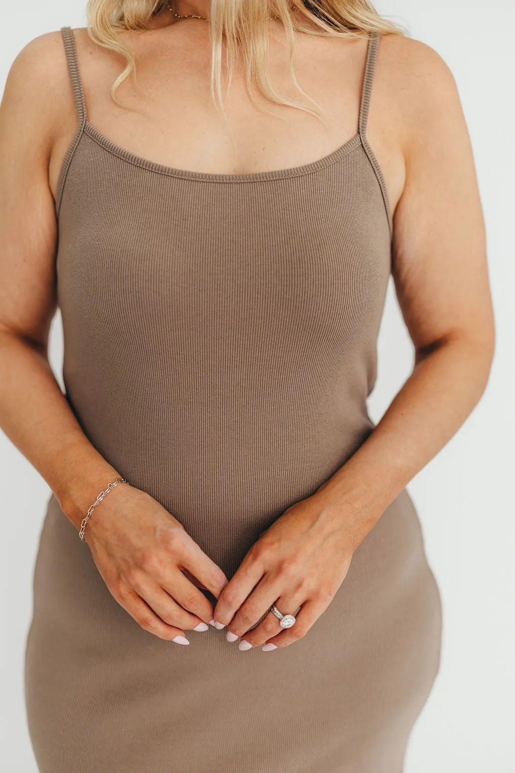 Alexa Ribbed Maxi Dress in Burnt Taupe