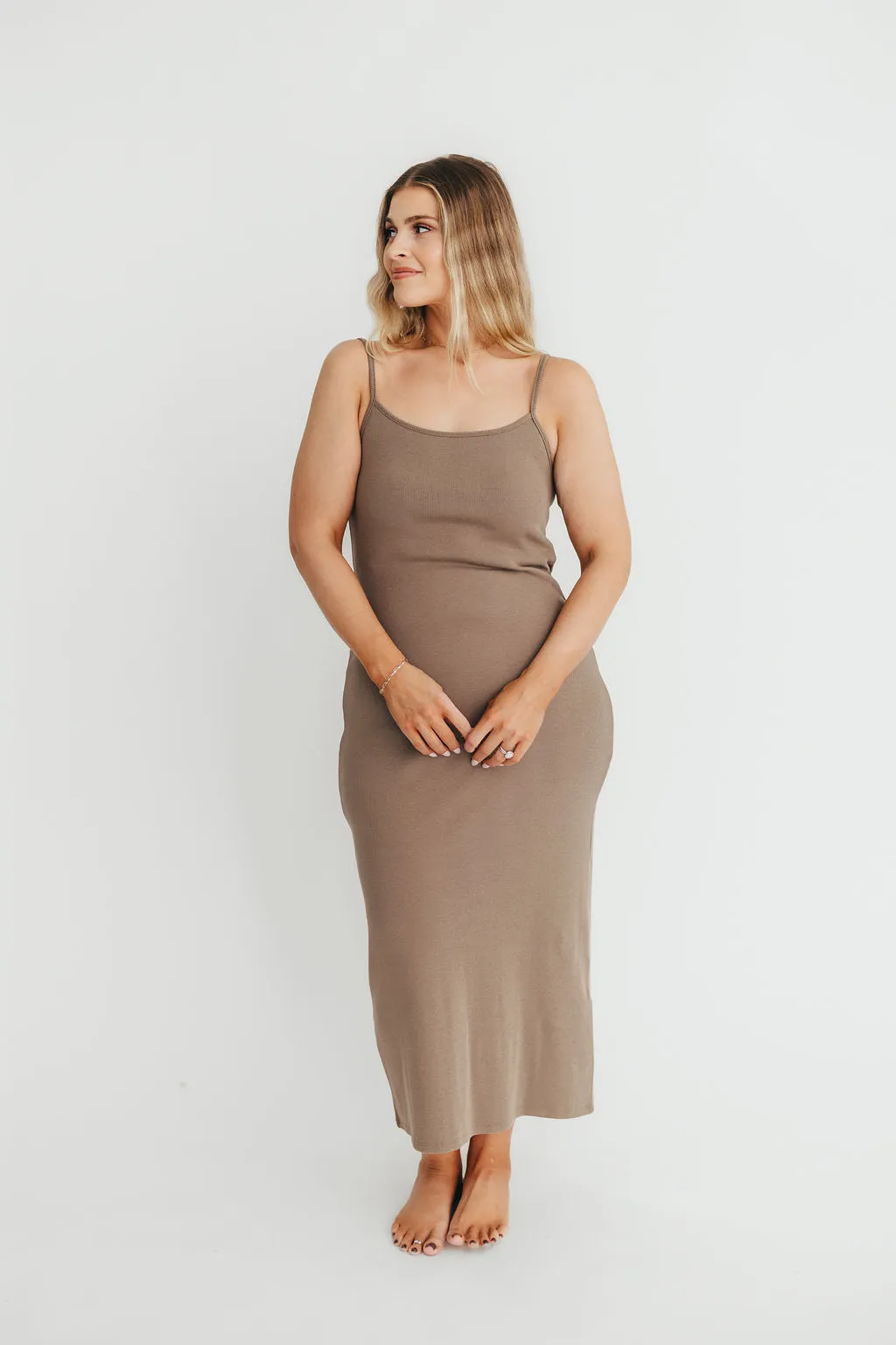 Alexa Ribbed Maxi Dress in Burnt Taupe