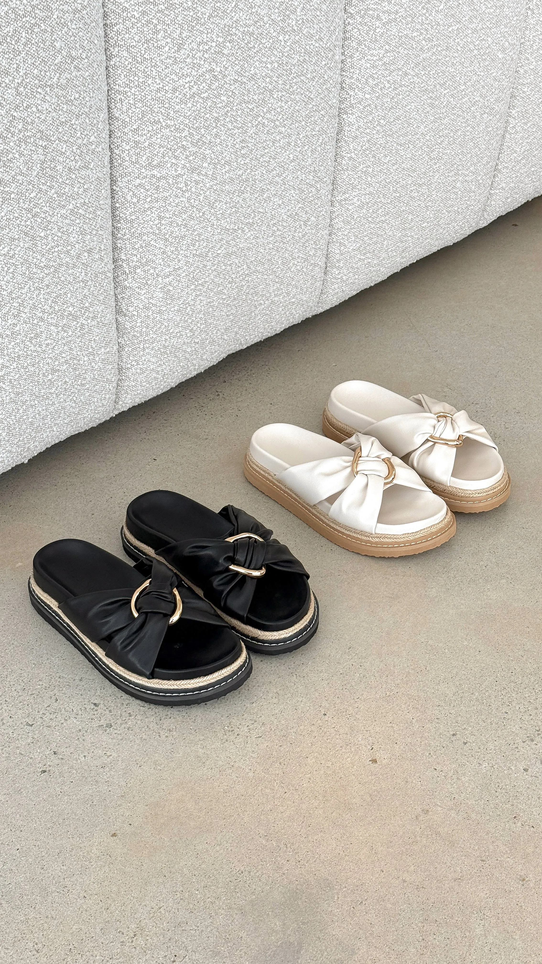 Ambrose Slides - Black