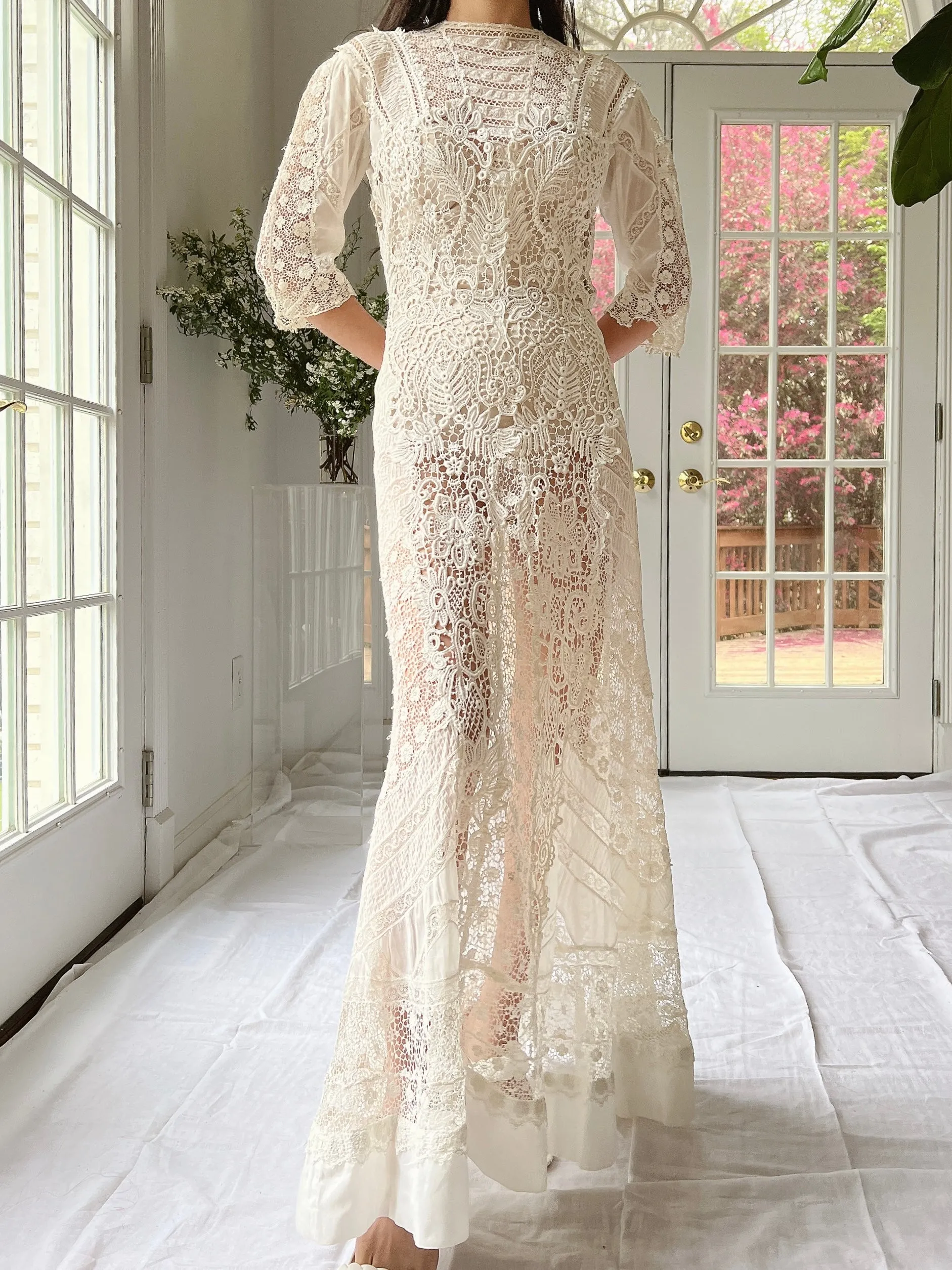 Antique Crochet Embroidered Dress - XS/S