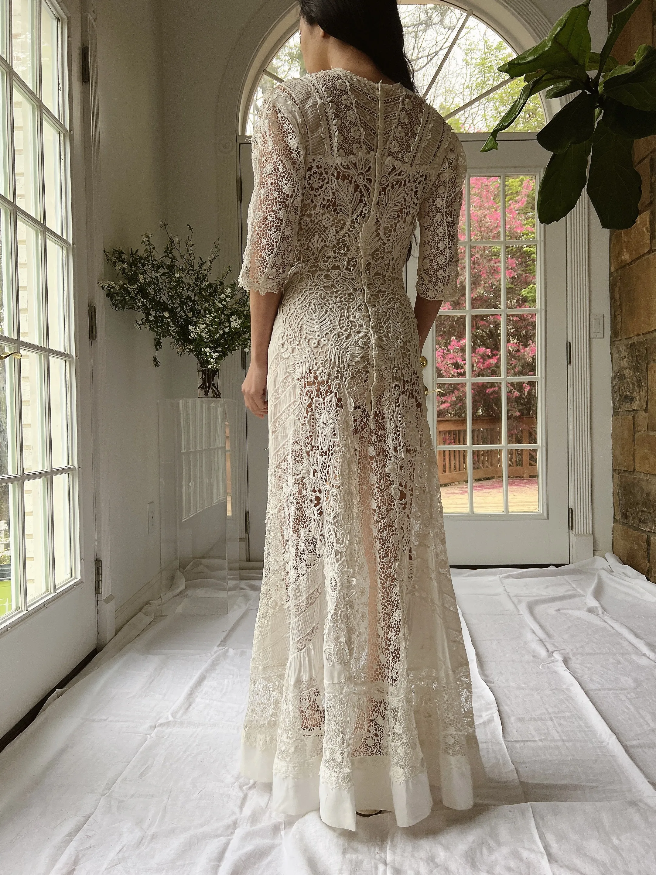Antique Crochet Embroidered Dress - XS/S