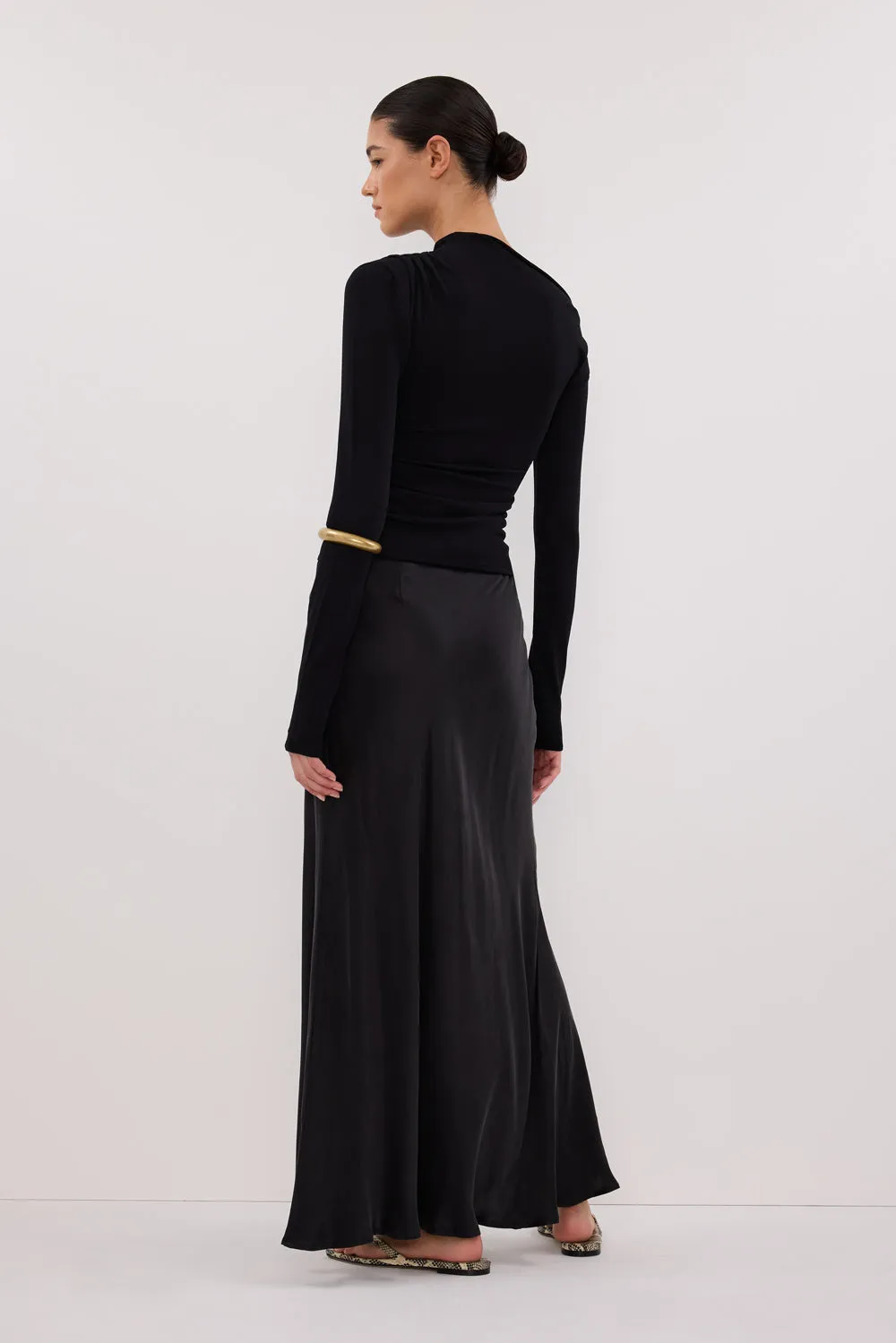 ARIEL BLACK SLEEVED KNIT TOP