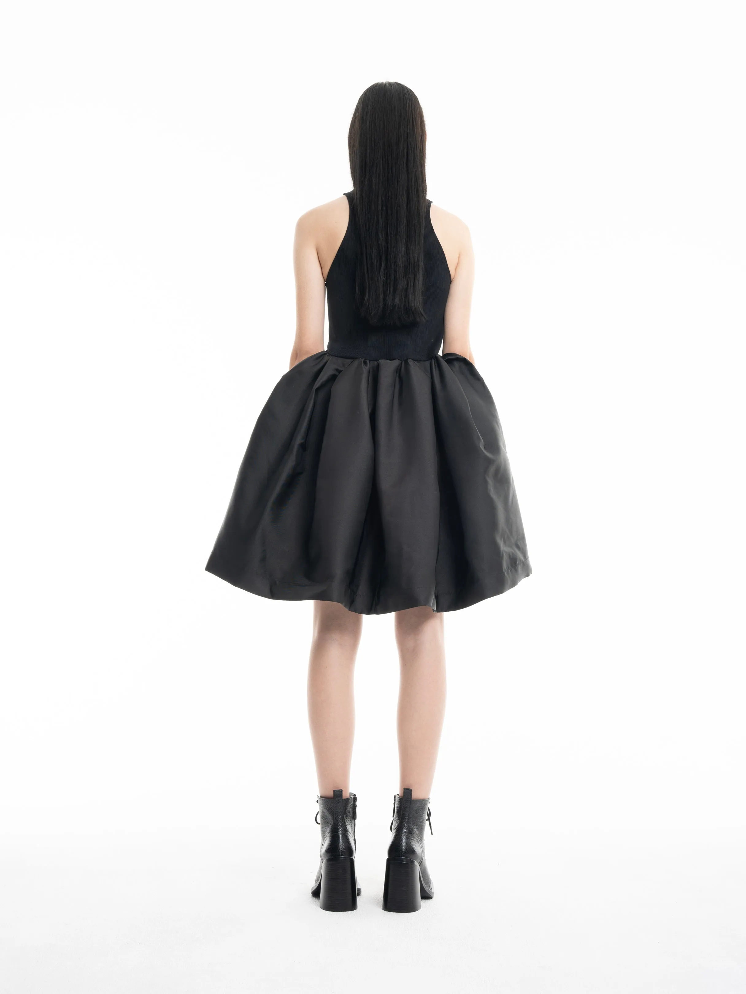 BLACK MINI DRESS WITH TANK TOP SCOOPED