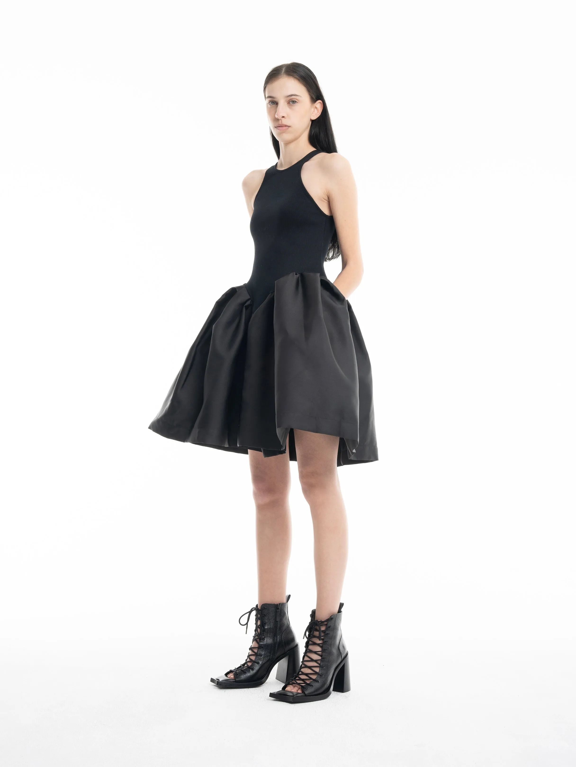 BLACK MINI DRESS WITH TANK TOP SCOOPED