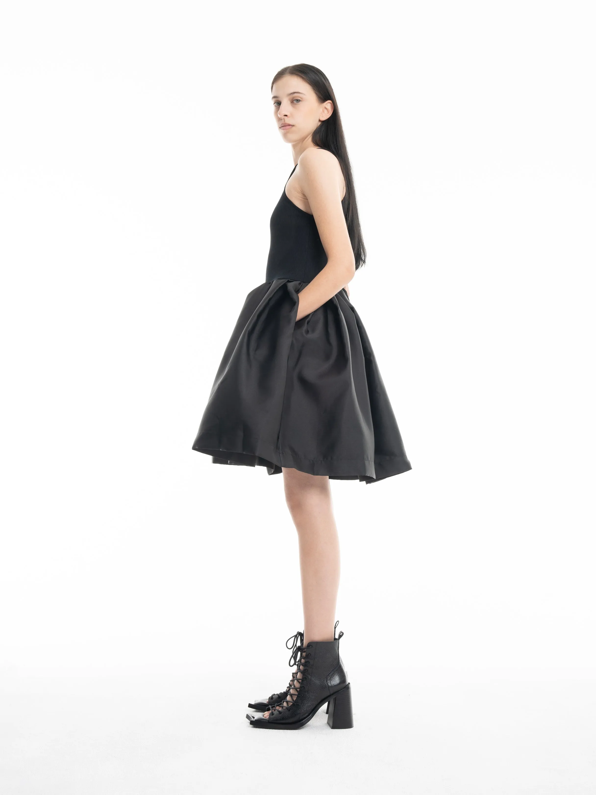 BLACK MINI DRESS WITH TANK TOP SCOOPED