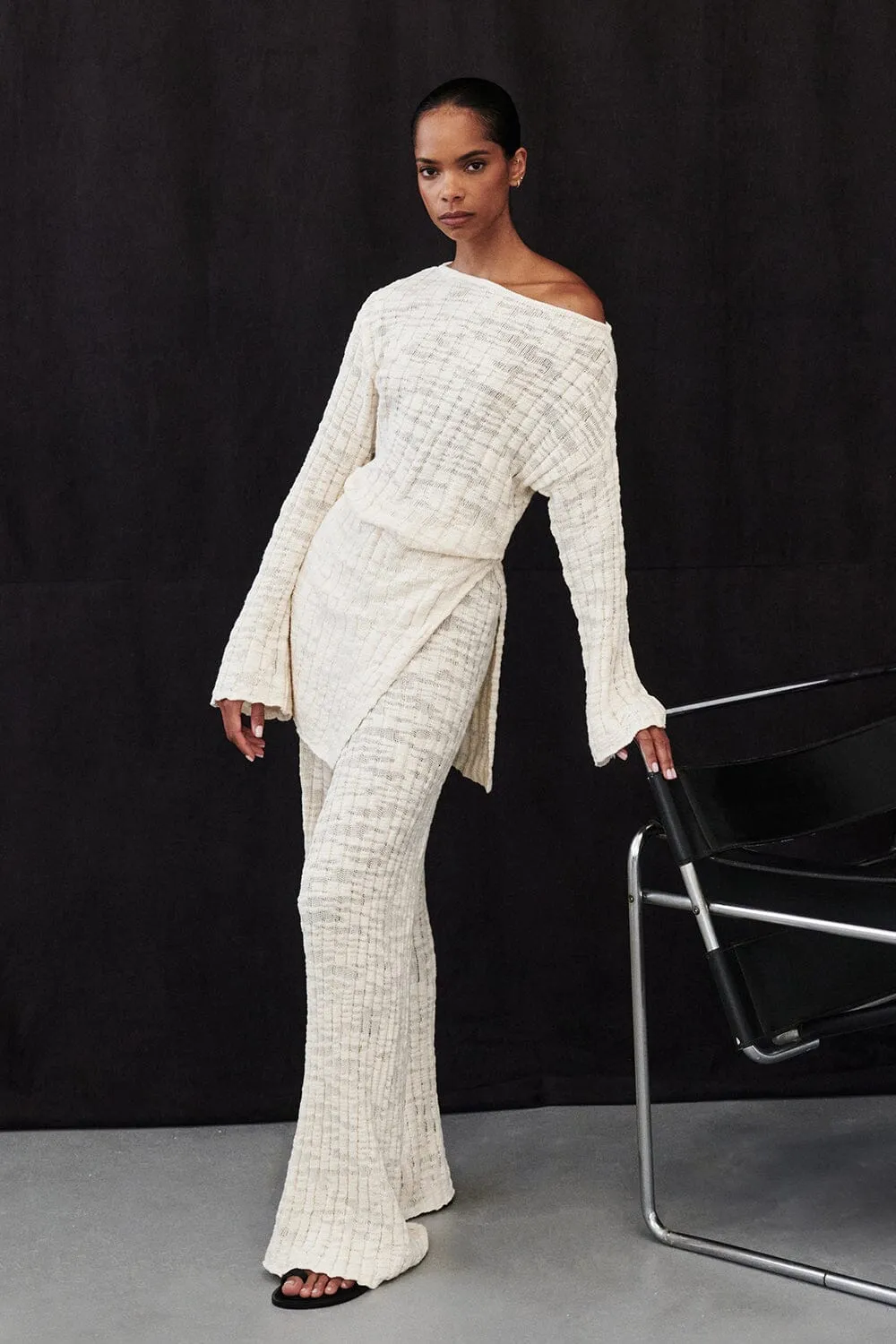 CIA NATURAL LONG SLEEVE KNIT TOP