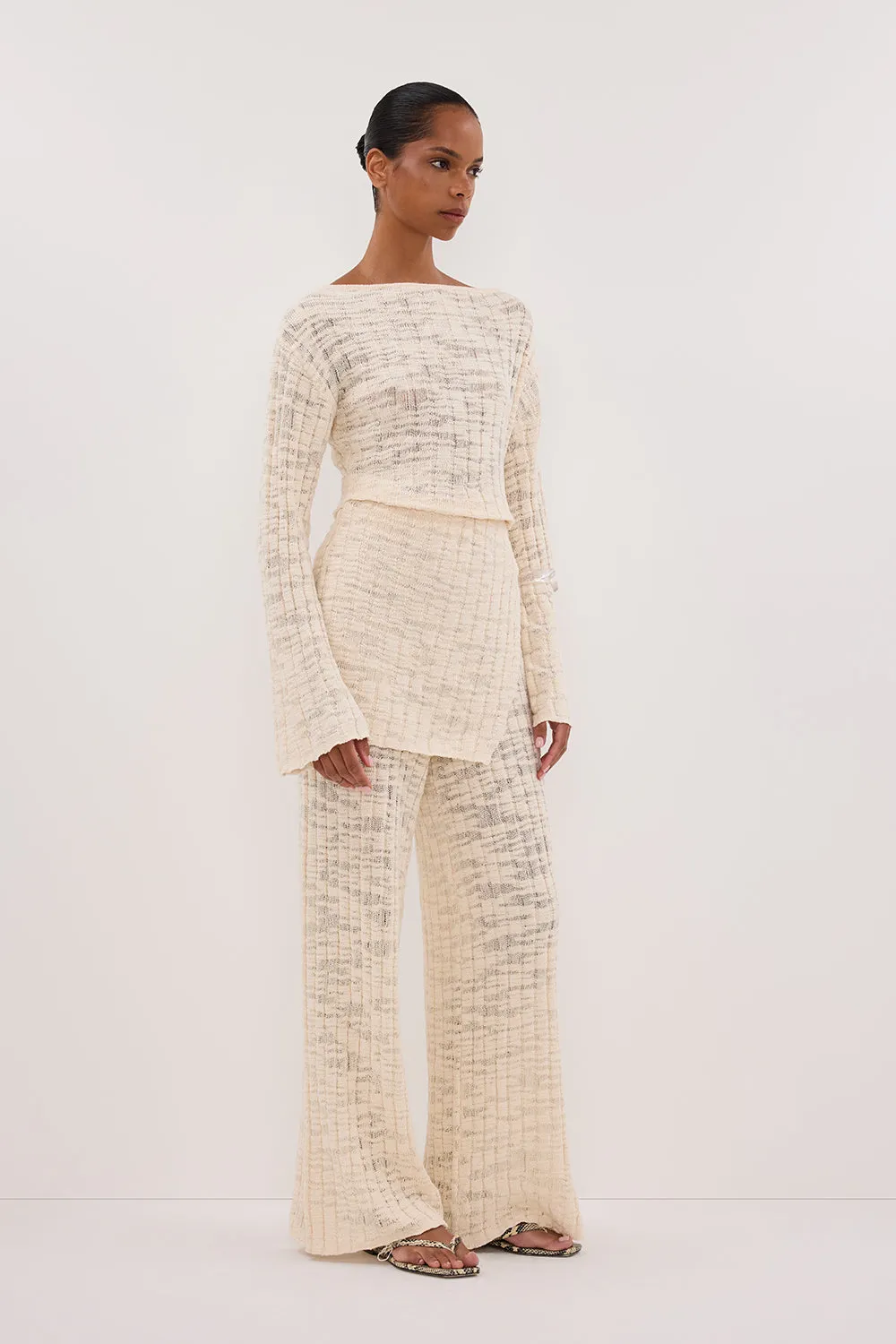 CIA NATURAL LONG SLEEVE KNIT TOP