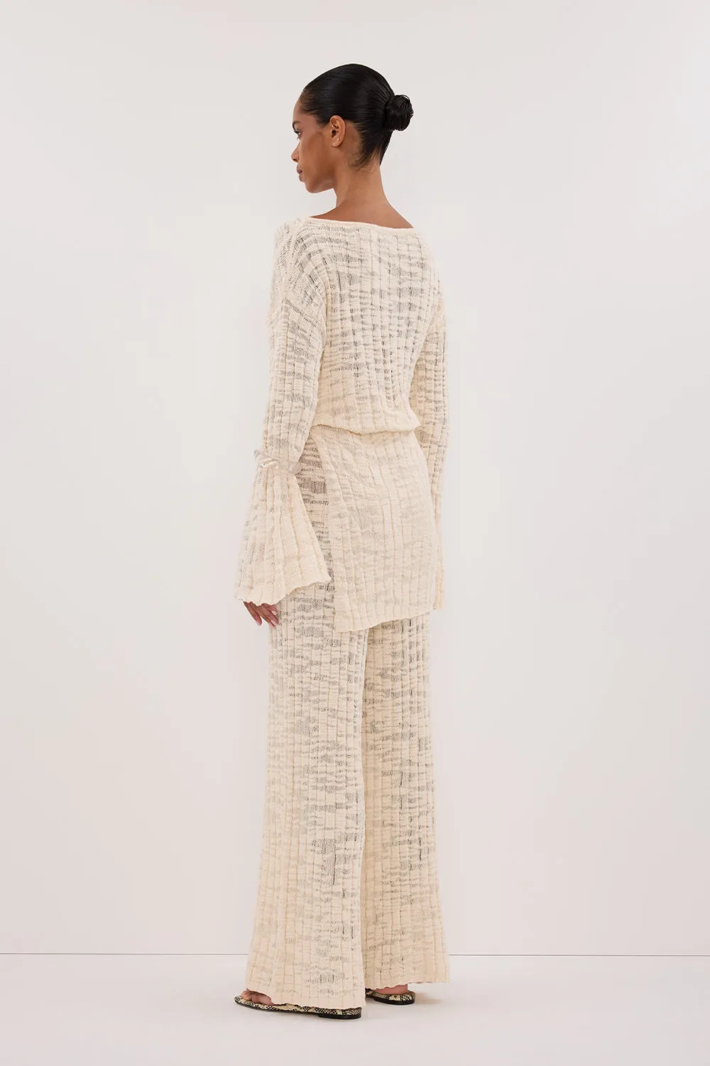 CIA NATURAL LONG SLEEVE KNIT TOP