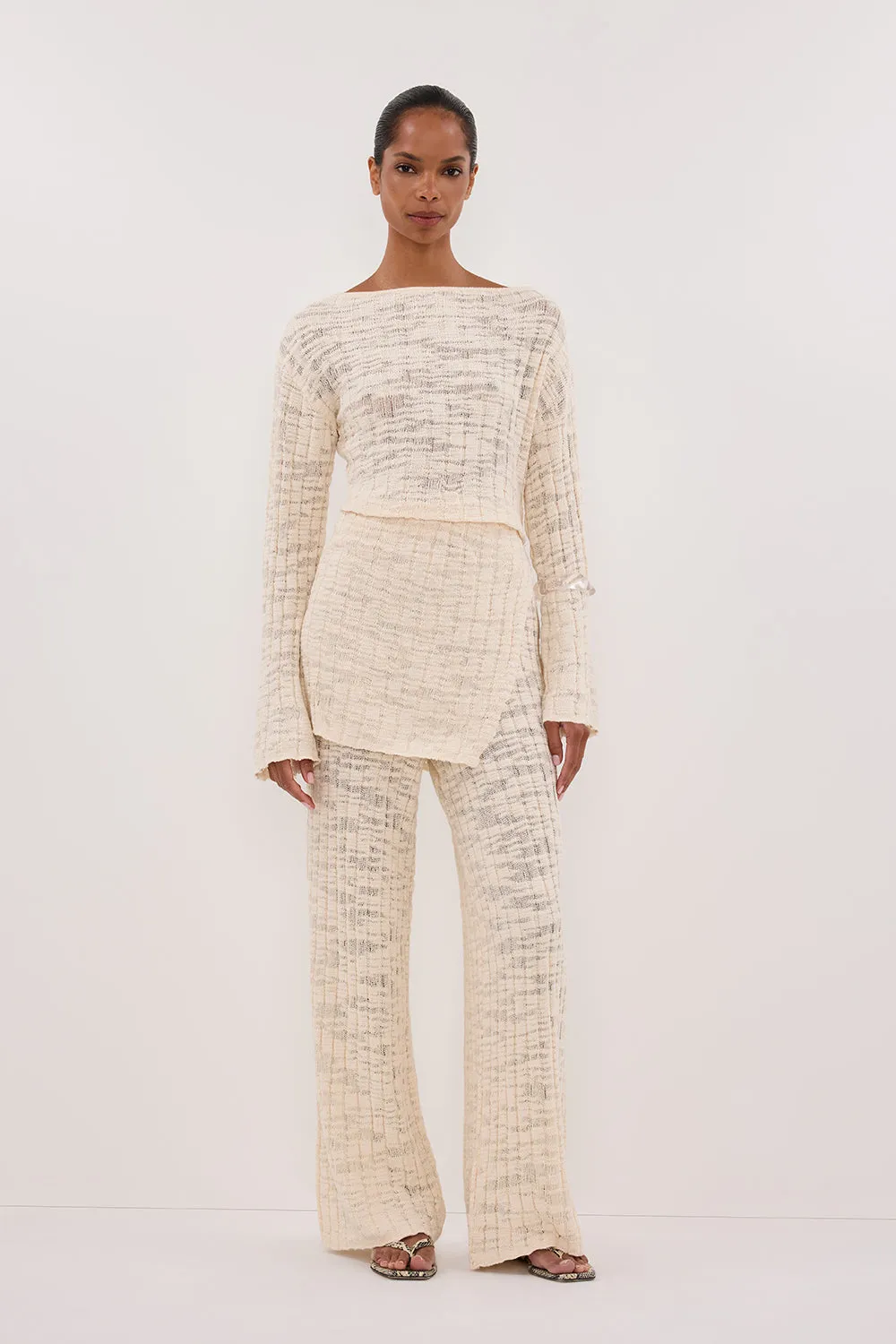 CIA NATURAL LONG SLEEVE KNIT TOP