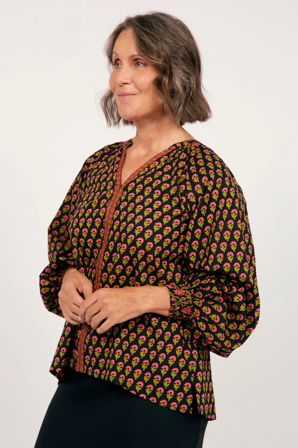 Danny V-Neck Top in Kashmir