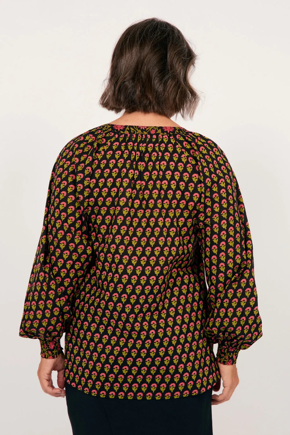 Danny V-Neck Top in Kashmir