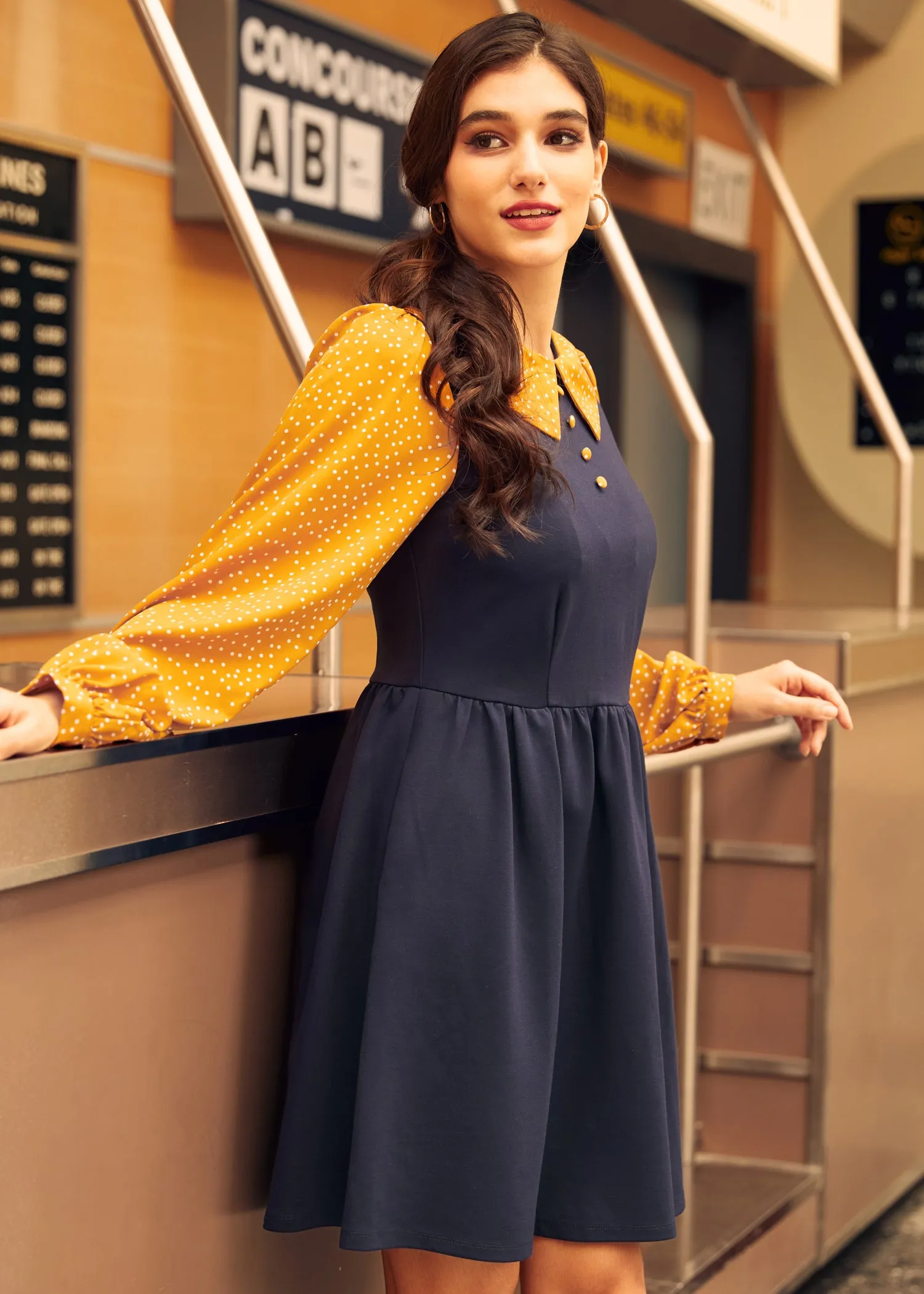 Doo-Wop Daydreamer Contrast Dress