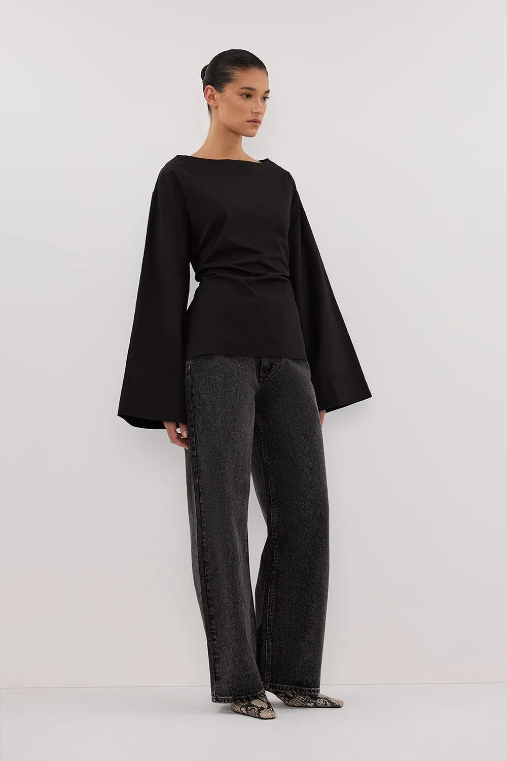 IVY BLACK LONG SLEEVE TOP