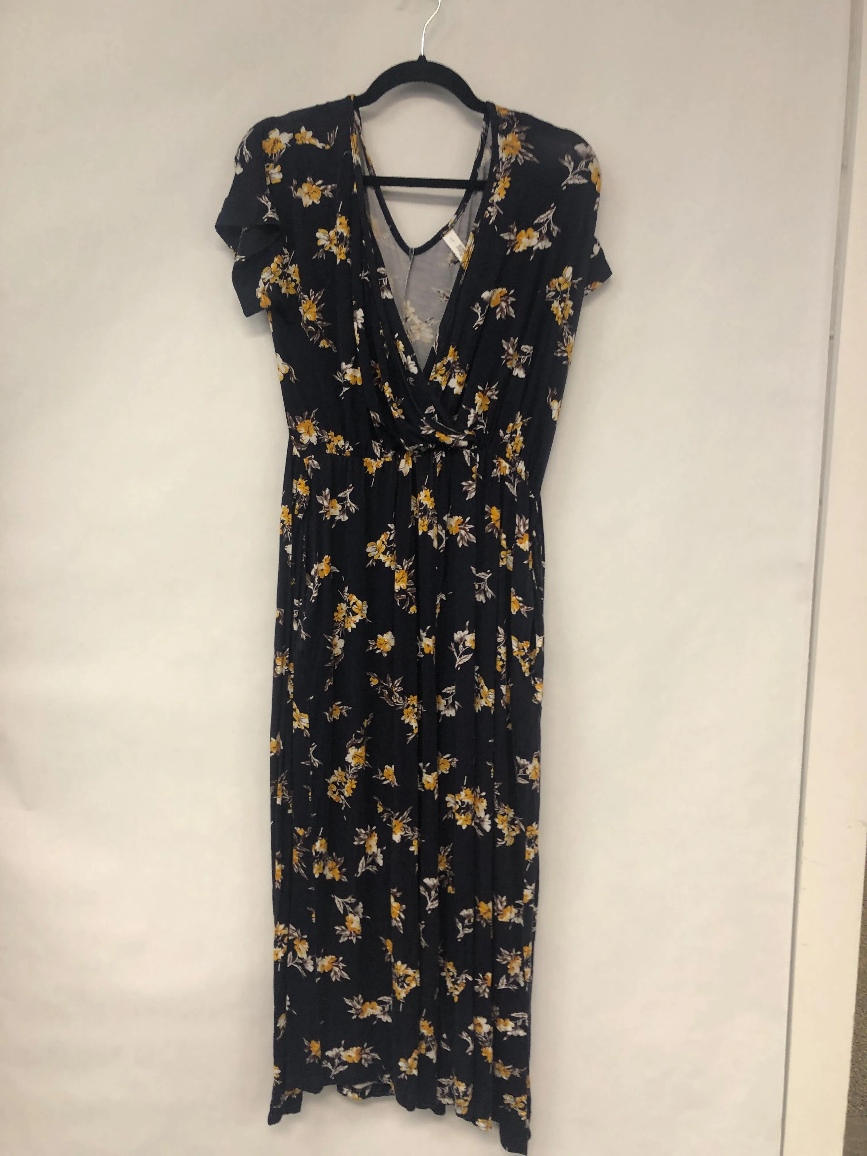 Outlet 6303 - Latched Mama V-Neck Nursing Jumpsuit - Canary Blooms - Large